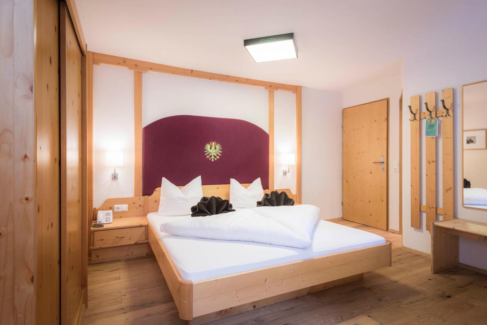 Lifestylepanoramahotel Erika Superior ノイシュティフト・イム・シュトゥーバイタール エクステリア 写真